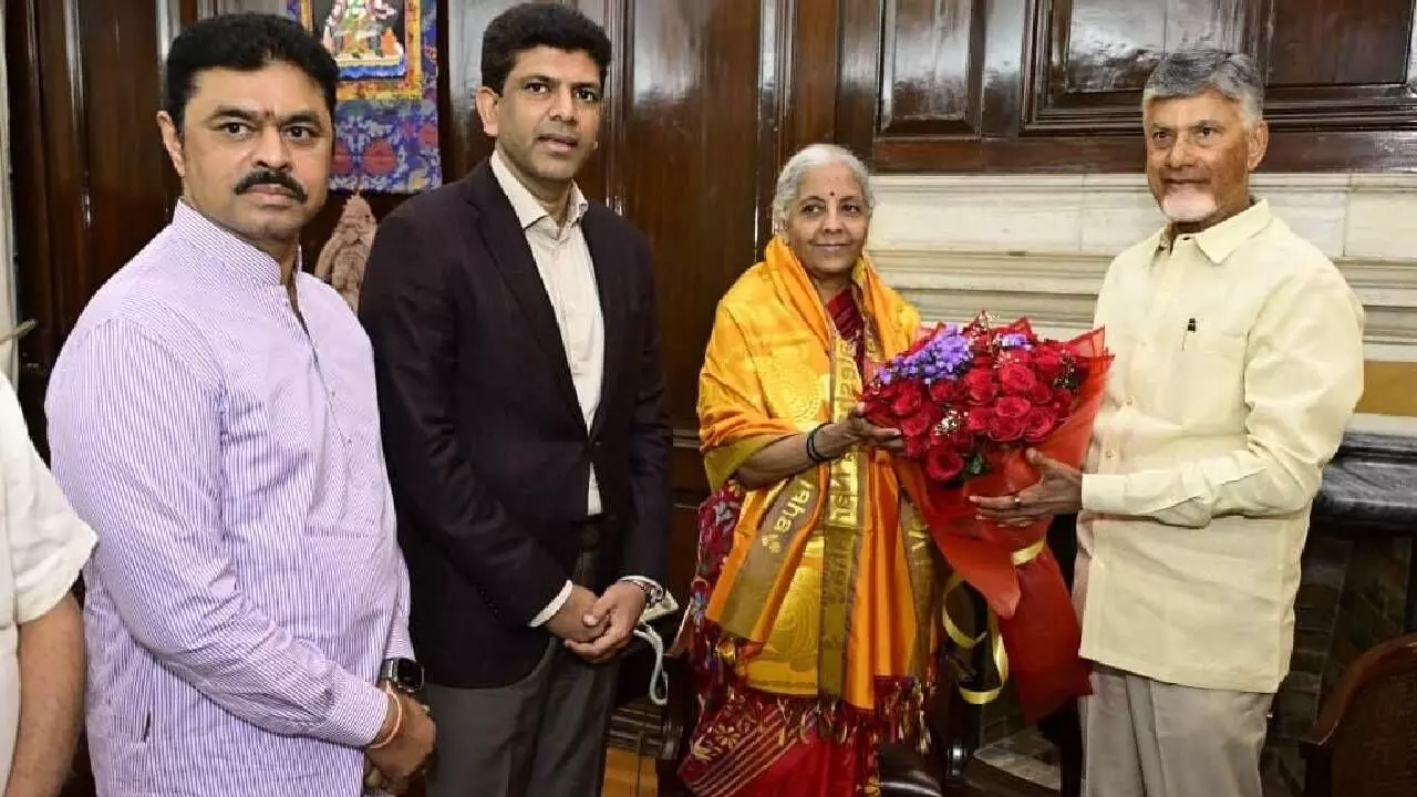 Naidu meets FinMin, seeks funds under Purvodaya scheme for AP