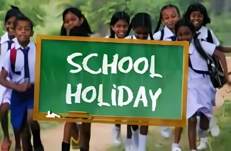 School Holiday on October 3, 2025: List of States Where Schools Remain Closed for Dussehra, Navratri & Durga Puja