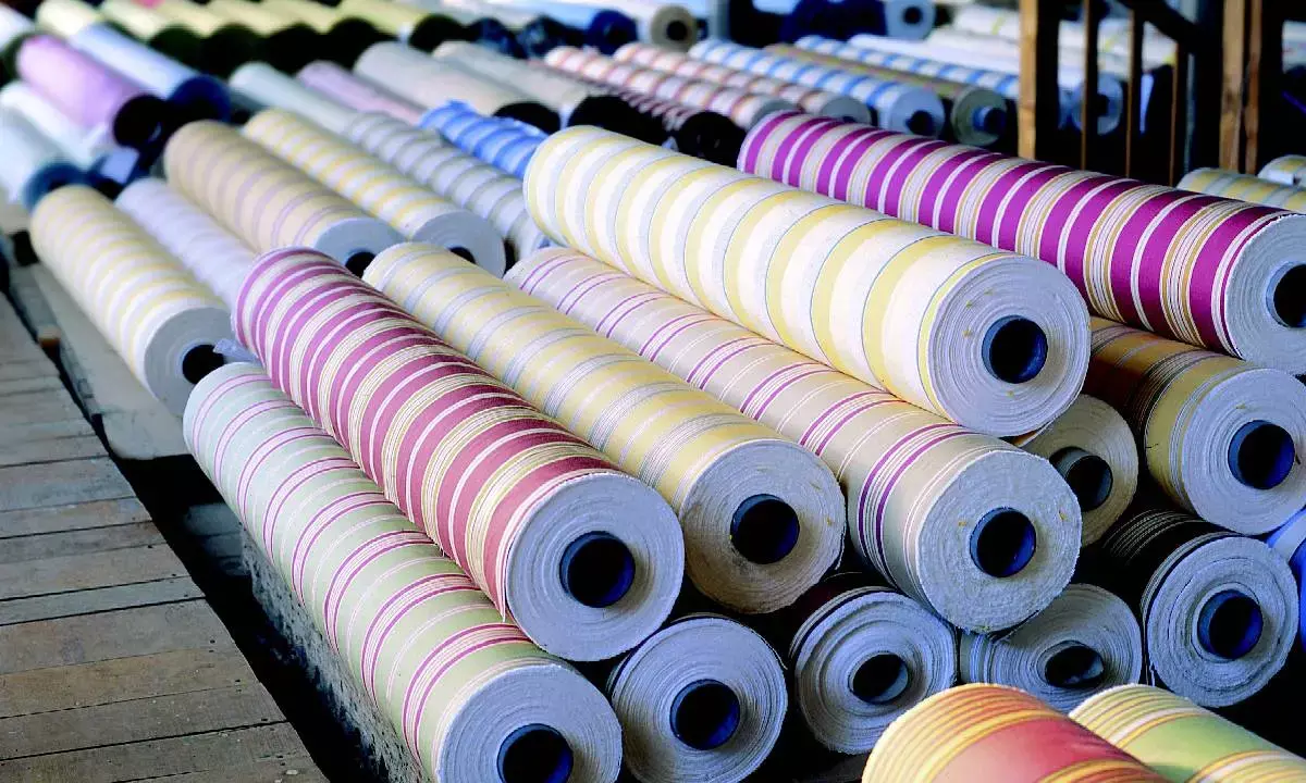 Govt extends PLI for textiles till Dec 31