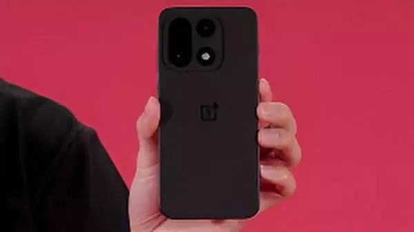 OnePlus 15 Launch in India: Price, Specifications, Design, Camera, and Latest Leaks OnePlus 15 Launch in India: Price, Specifications, Design, Camera, and Latest Leaks