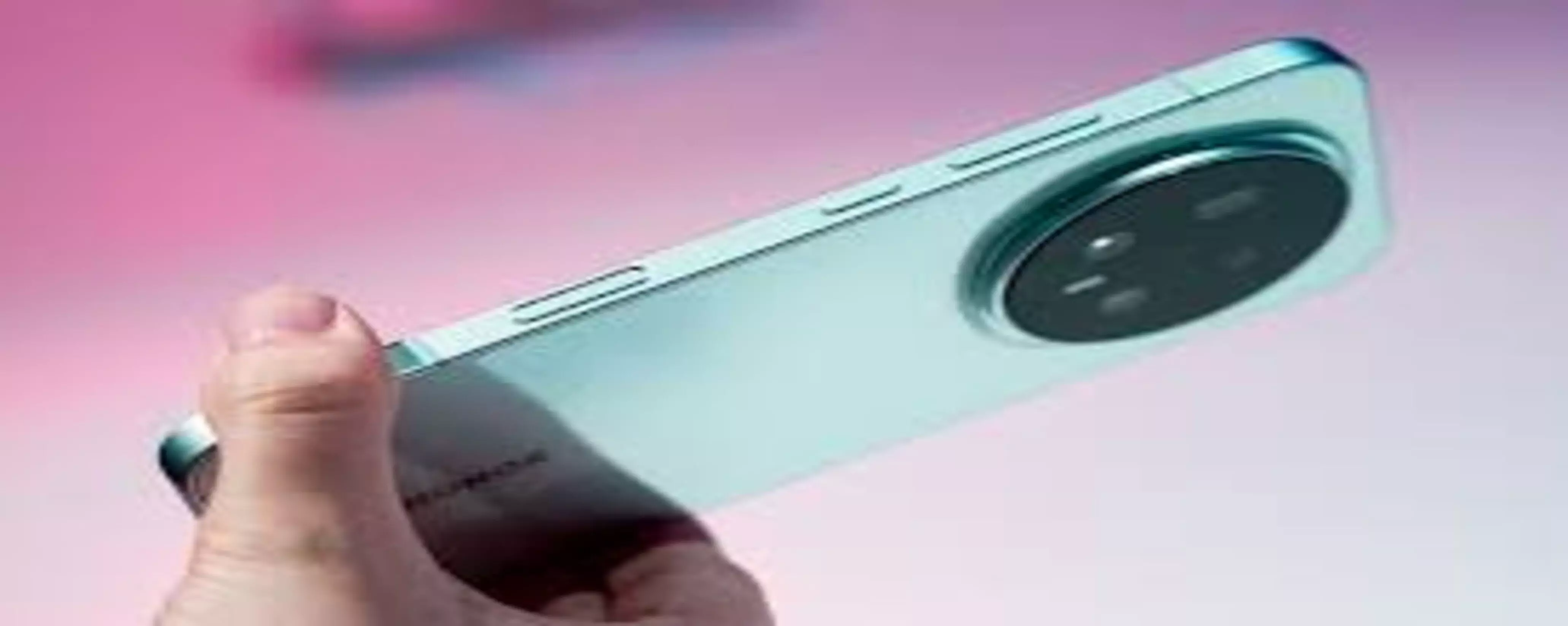 Magic 8 Pro vs iPhone 17 Pro Max: Stunning Low-Light Zoom Results Magic 8 Pro vs iPhone 17 Pro Max: Stunning Low-Light Zoom Results