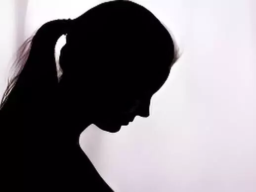 Delhi Horror: Woman Pours Boiling Oil and Chili Powder on Husband While He Slept, Threatens to Repeat If He Screamed