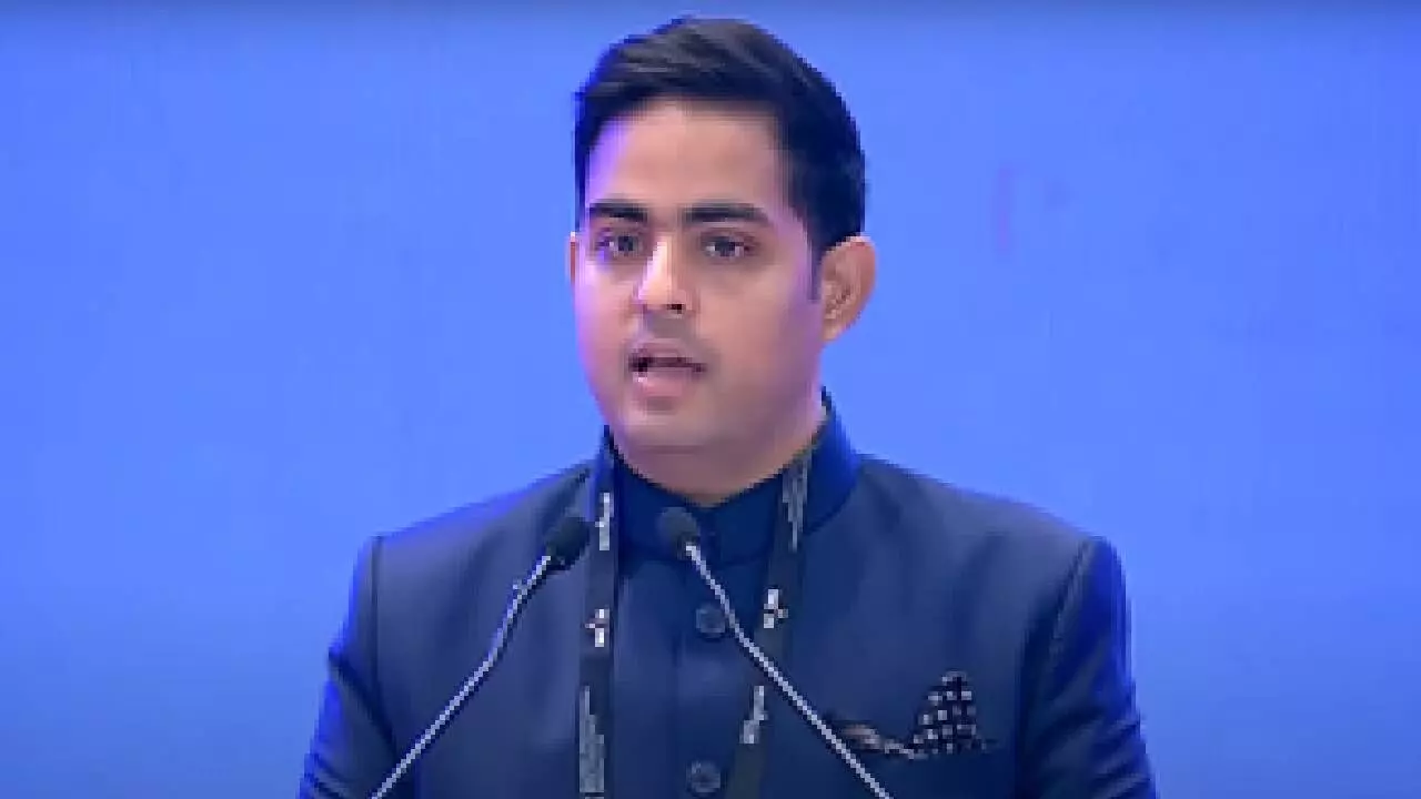 We’re lucky to have leader like Modi: Akash Ambani