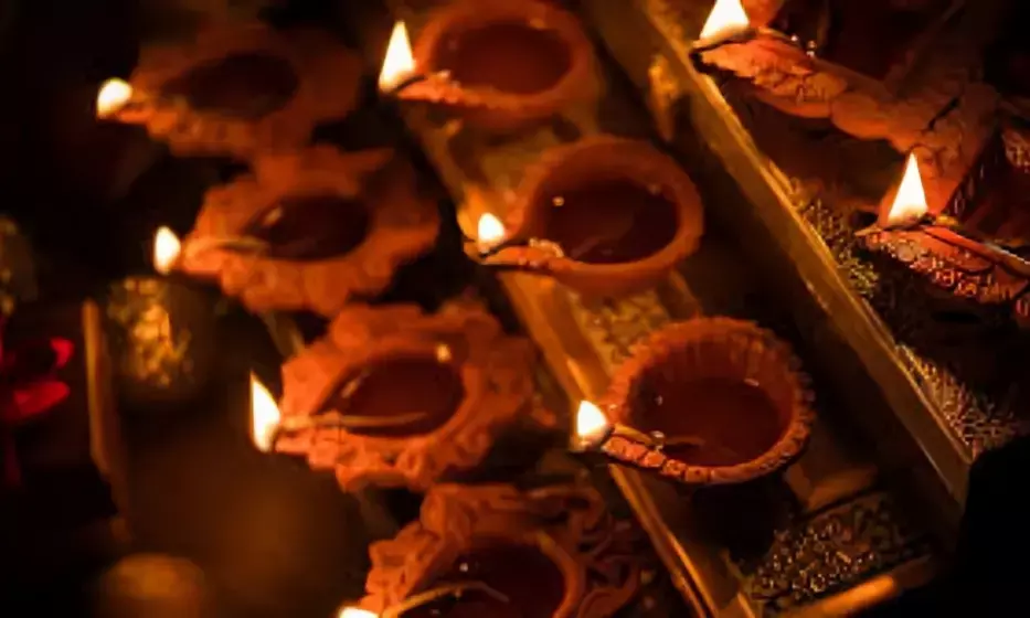 Diwali 2025 Date: Is Diwali on October 20 or 21? Check the Correct Date, Muhurat & Significance Diwali 2025 Date: Is Diwali on October 20 or 21? Check the Correct Date, Muhurat & Significance