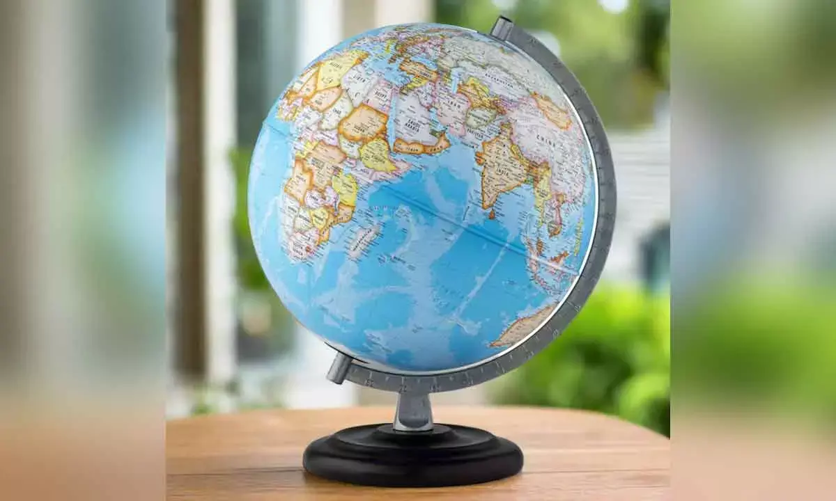 Global shares mixed after Wall St rally pause