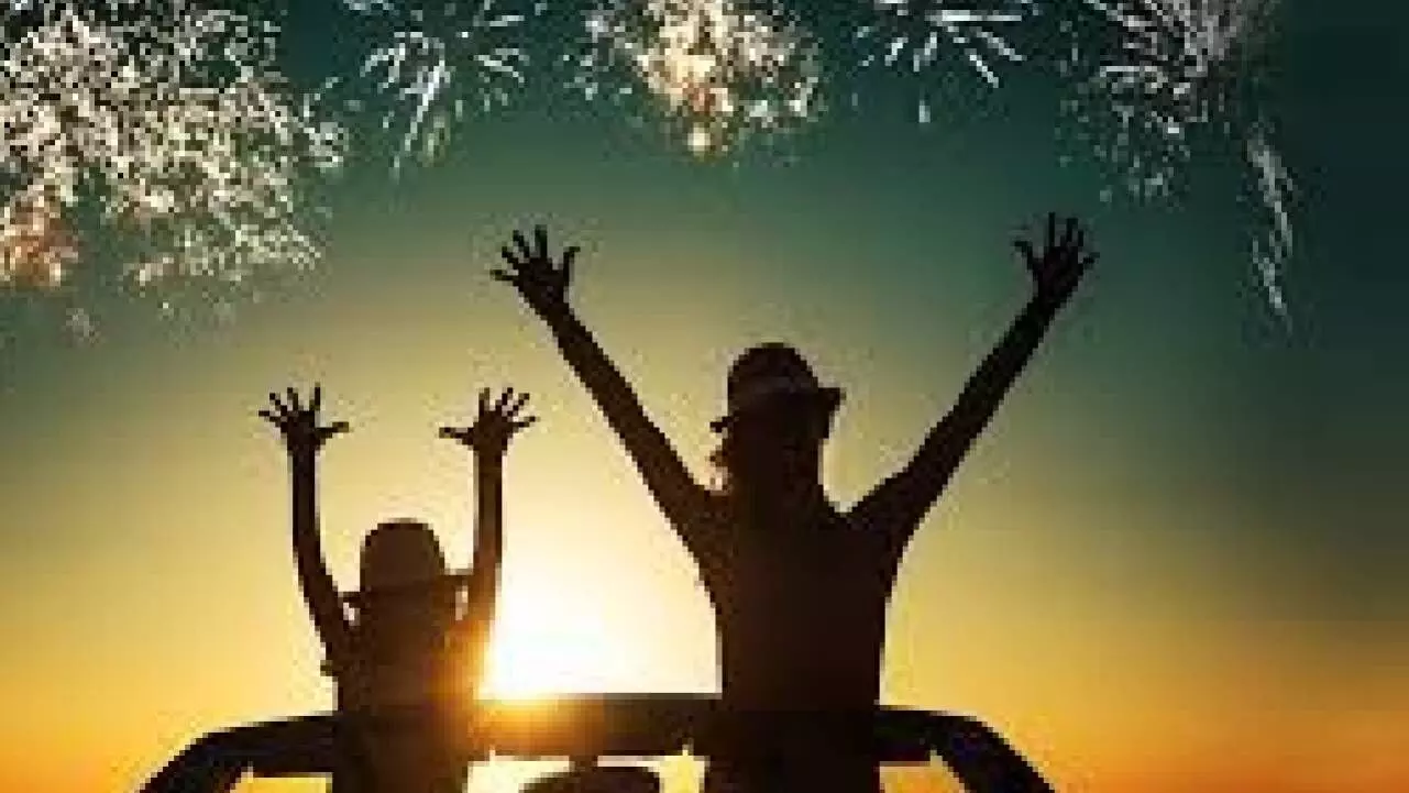 Festive rush for travel services ahead of long weekend Diwali