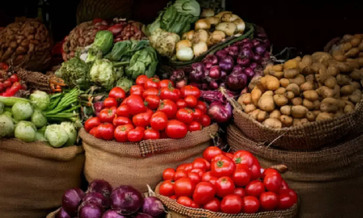 Retail inflation falls below 2% in Sept