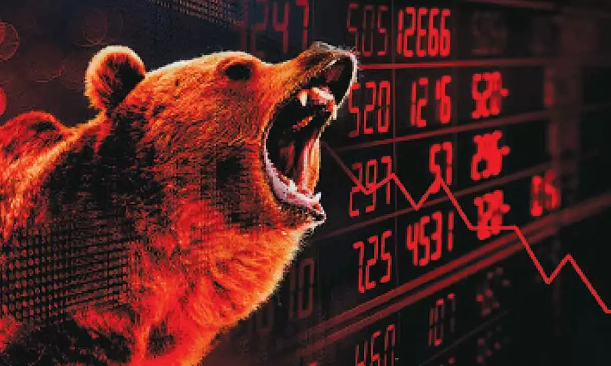 Selling in IT, FMCG and weak global cues weigh down indices