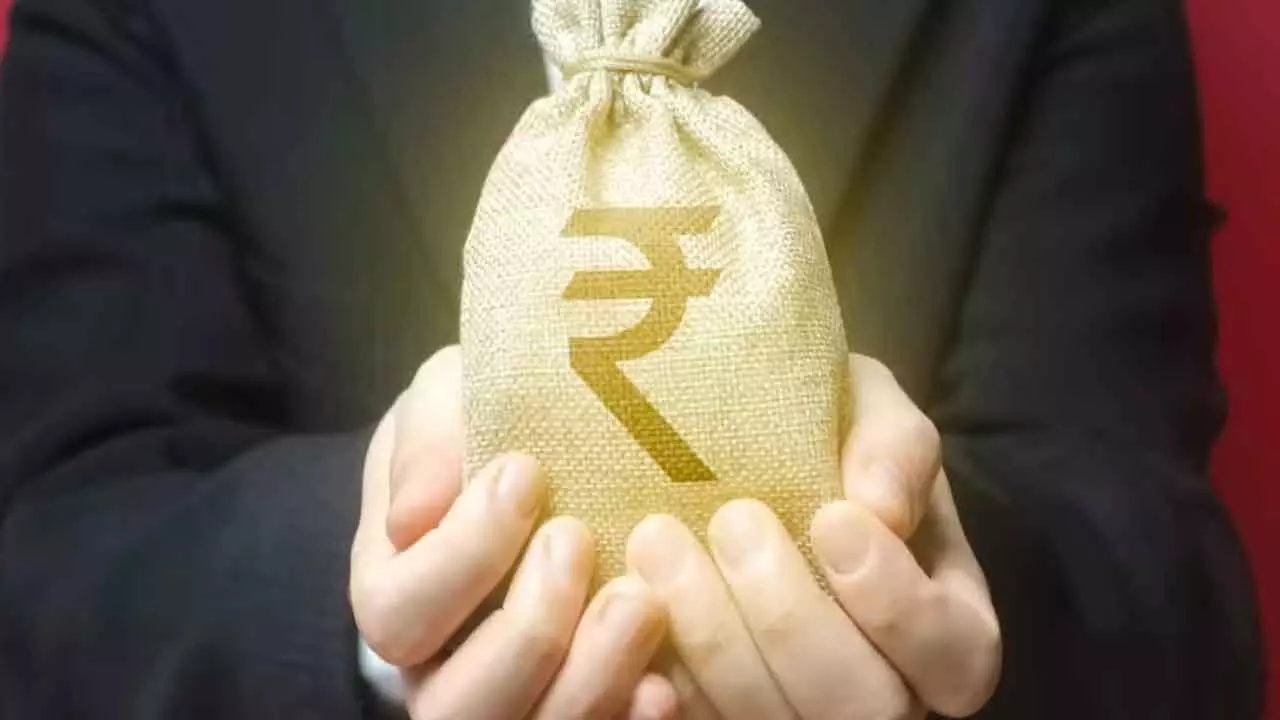 Collateral-free, not crisis-free: Microfinance recalibrates for inclusive growth Collateral-free, not crisis-free: Microfinance recalibrates for inclusive growth