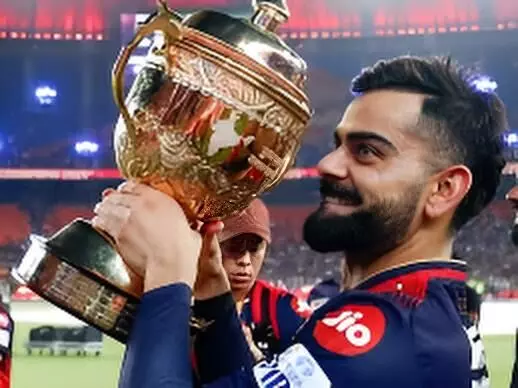 Virat Kohli Not Retiring From IPL, Clarifies Aakash Chopra: “He Refused a Commercial Contract, Not Leaving RCB” Virat Kohli Not Retiring From IPL, Clarifies Aakash Chopra: “He Refused a Commercial Contract, Not Leaving RCB”