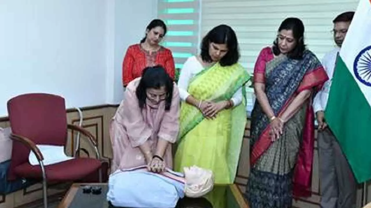 Timely CPR can raise survival chances in cardiac arrest cases: Health Secy Timely CPR can raise survival chances in cardiac arrest cases: Health Secy