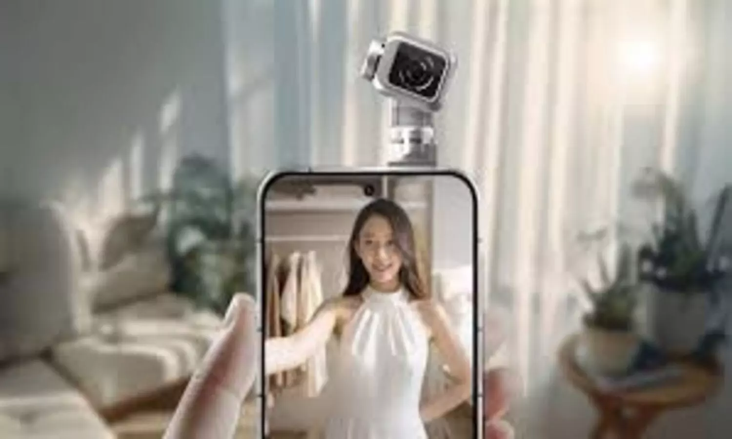 First Look at Honor Robot Phone: AI-Powered Rear Camera Stuns Users First Look at Honor Robot Phone: AI-Powered Rear Camera Stuns Users