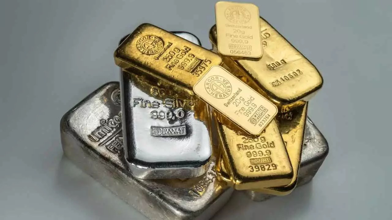 Futures advanced to new peaks on MCX Futures advanced to new peaks on MCX