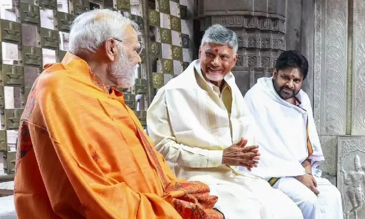 Grand welcome for PM in Kurnool