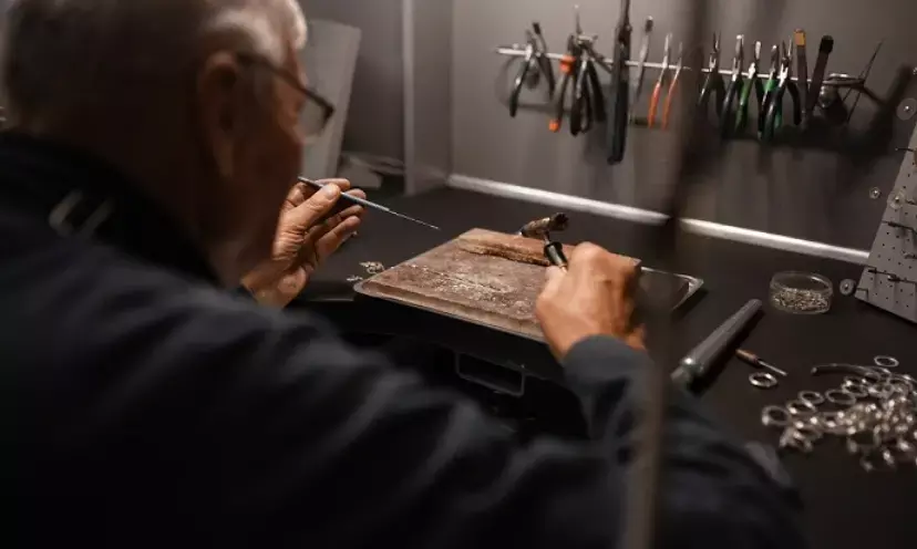 The Comprehensive Guide to Sterling Silver Jewelry Manufacturing