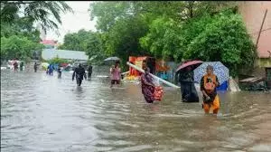 IMD Issues Red Alert for Six Andhra Districts, Heavy Rain Forecast for Tamil Nadu and Coastal Areas IMD Issues Red Alert for Six Andhra Districts, Heavy Rain Forecast for Tamil Nadu and Coastal Areas