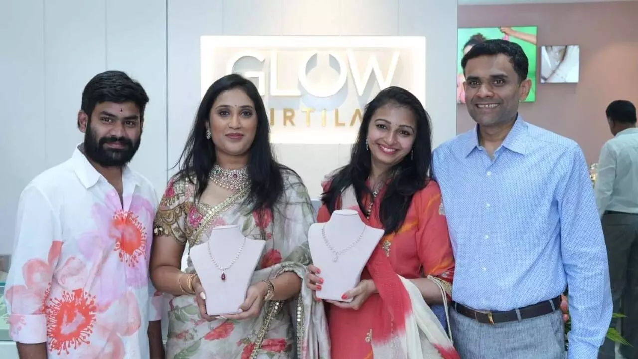 Glow by Kirtilals opens eighth retail showroom in Vijayawada Glow by Kirtilals opens eighth retail showroom in Vijayawada