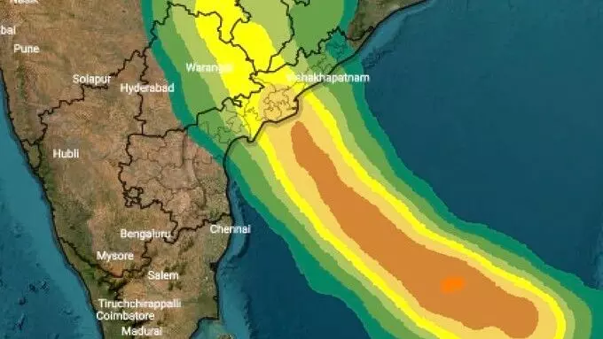 Cyclone Montha to Bring Rains in Telangana from Tonight; Hyderabad Set for Cool, Cloudy Weather Cyclone Montha to Bring Rains in Telangana from Tonight; Hyderabad Set for Cool, Cloudy Weather
