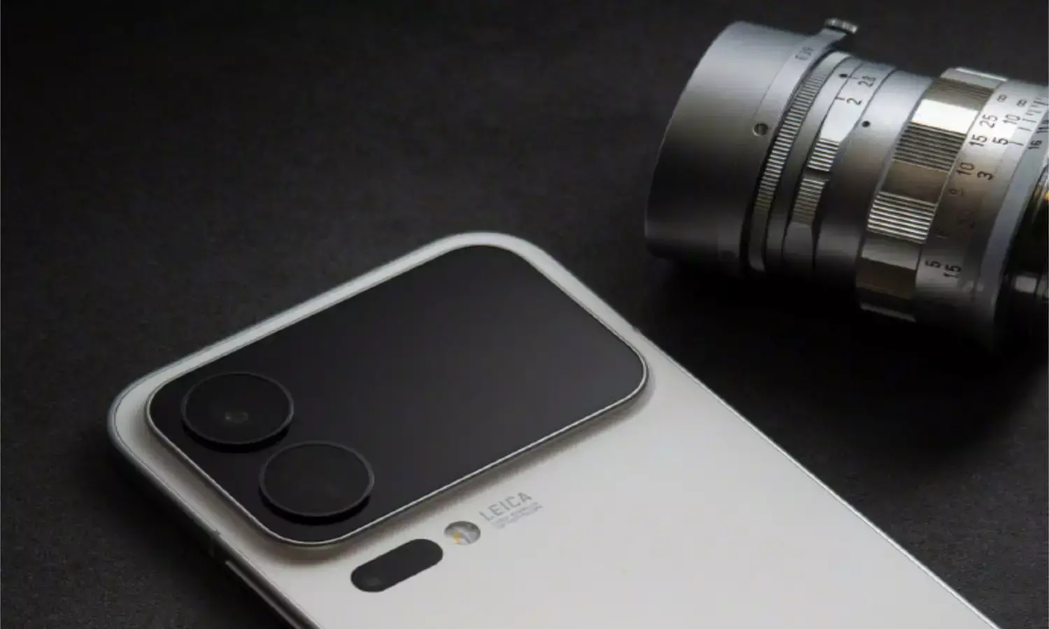 Xiaomi 17 Series Review: Big Batteries, Triple Cameras, Dual Displays