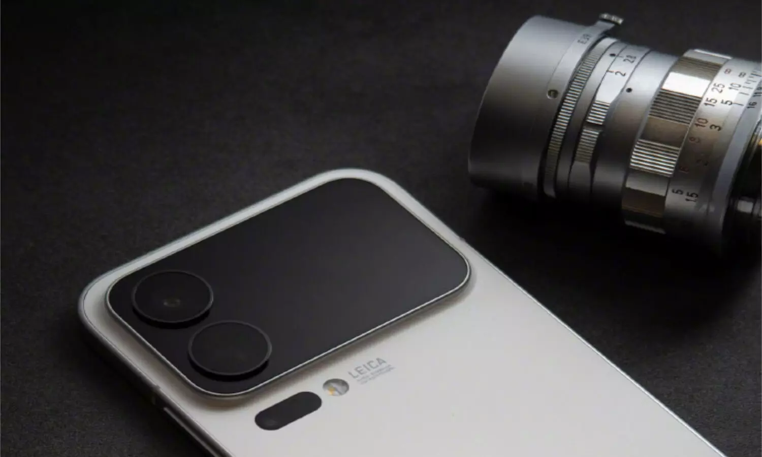 Xiaomi 17 Series Review: Big Batteries, Triple Cameras, Dual Displays Xiaomi 17 Series Review: Big Batteries, Triple Cameras, Dual Displays