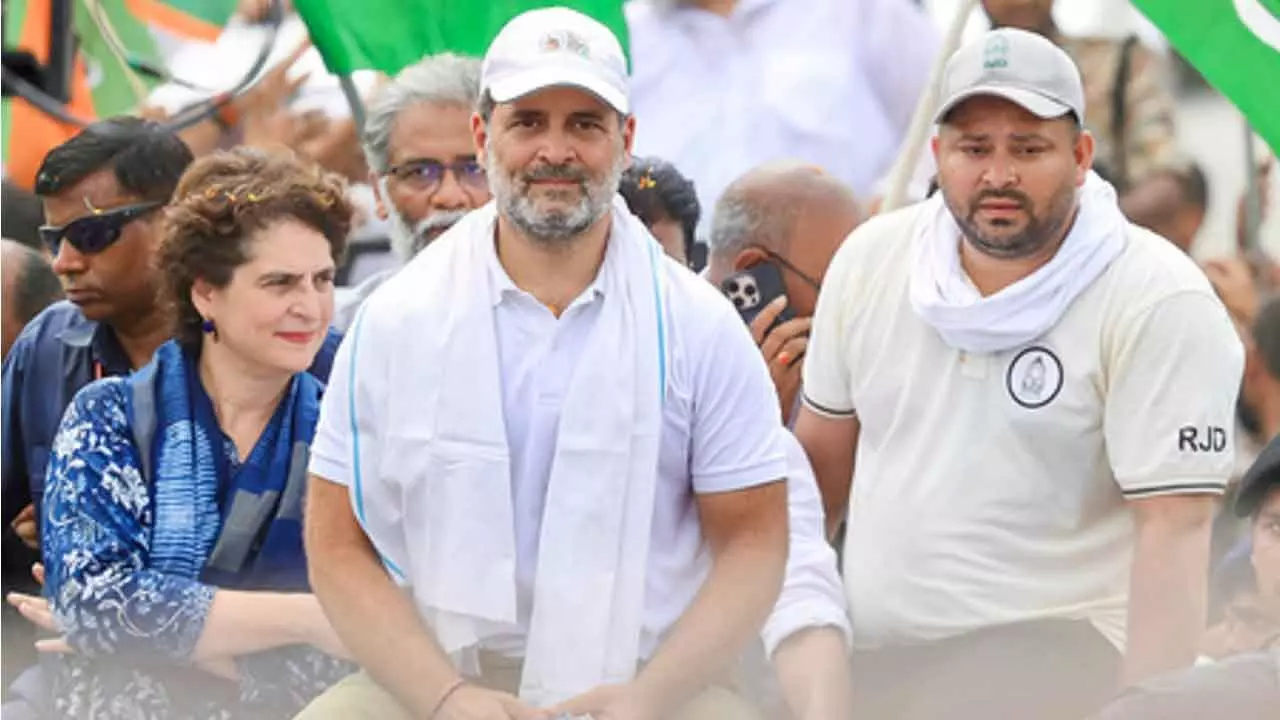 Bihar poll proving to be political mirror reflecting Rahuls activism dilemma Bihar poll proving to be political mirror reflecting Rahuls activism dilemma