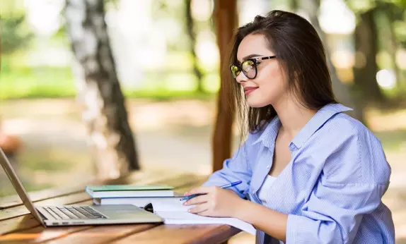 10 Best Free Video Converter Tools You Can Use Online in 2025 (Fast & No Watermark) 10 Best Free Video Converter Tools You Can Use Online in 2025 (Fast & No Watermark)