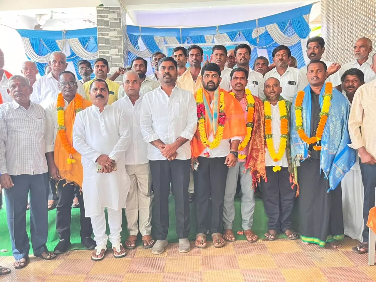 Devarakadra Mandal Sagar Sangam Elects New Committee, Sakkeri Ramanjaneyulu elected as President Devarakadra Mandal Sagar Sangam Elects New Committee, Sakkeri Ramanjaneyulu elected as President