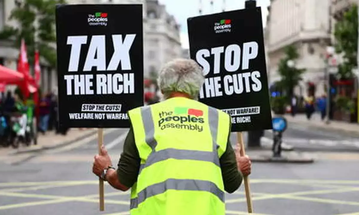 Wealth gain of  1% rich since 2015 could end poverty