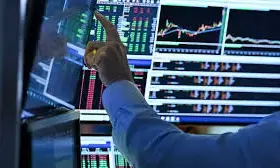 LIVE: U.S. Stock Market Today — Dow Holds Gains as S&P 500, Nasdaq Slip Amid Fed Rate Cut Pushback; Big Tech Earnings in Focus