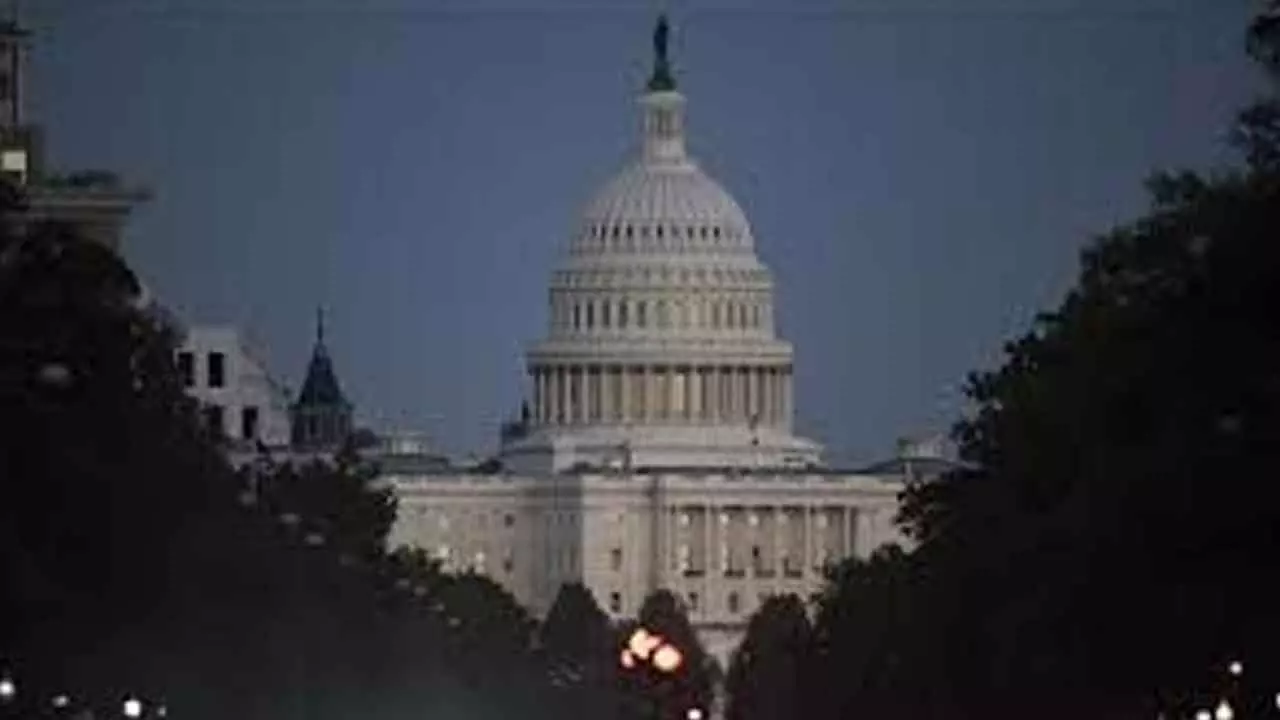 Pressure builds on Congress to end shutdown, but quick breakthrough appears unlikely Pressure builds on Congress to end shutdown, but quick breakthrough appears unlikely