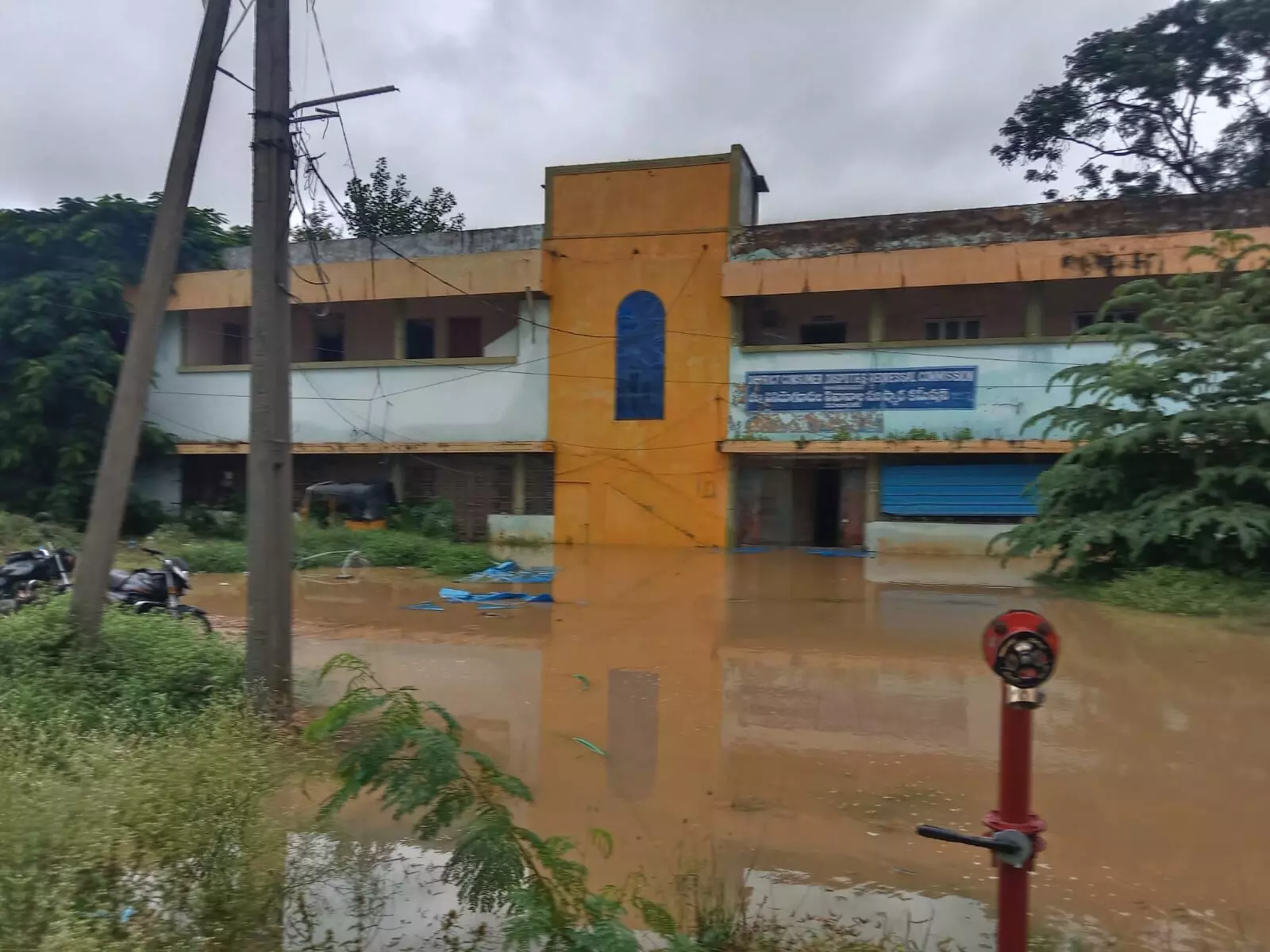 Rainwater Floods Mahabubnagar Consumer Court; Staff, Lawyers Demand New Building