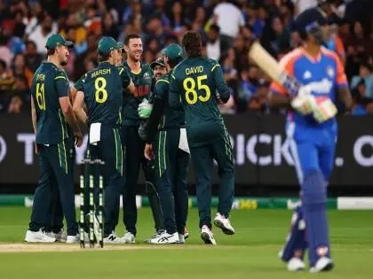 Australia Beat India by 4 Wickets in 2nd T20I at MCG, Take 1–0 Lead in Series Australia Beat India by 4 Wickets in 2nd T20I at MCG, Take 1–0 Lead in Series