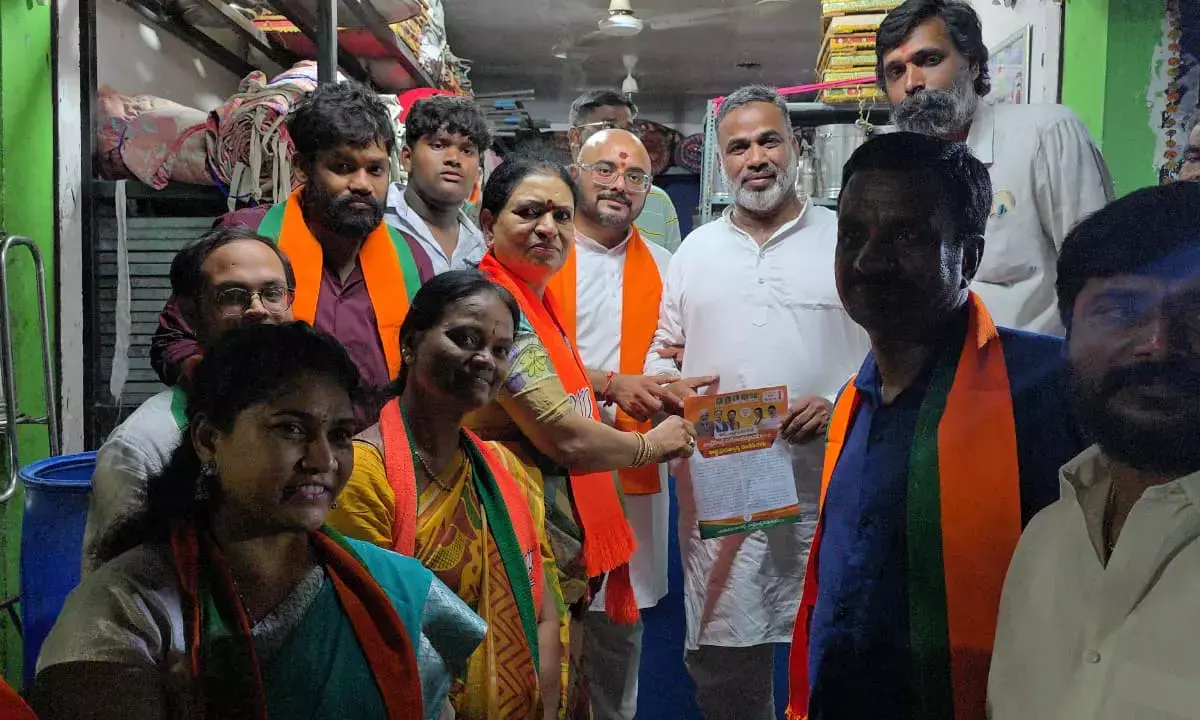 “Don’t Look at Parties, Uphold Dharma”: BJP MP DK Aruna’s appeal in Jubilee Hills Campaign.