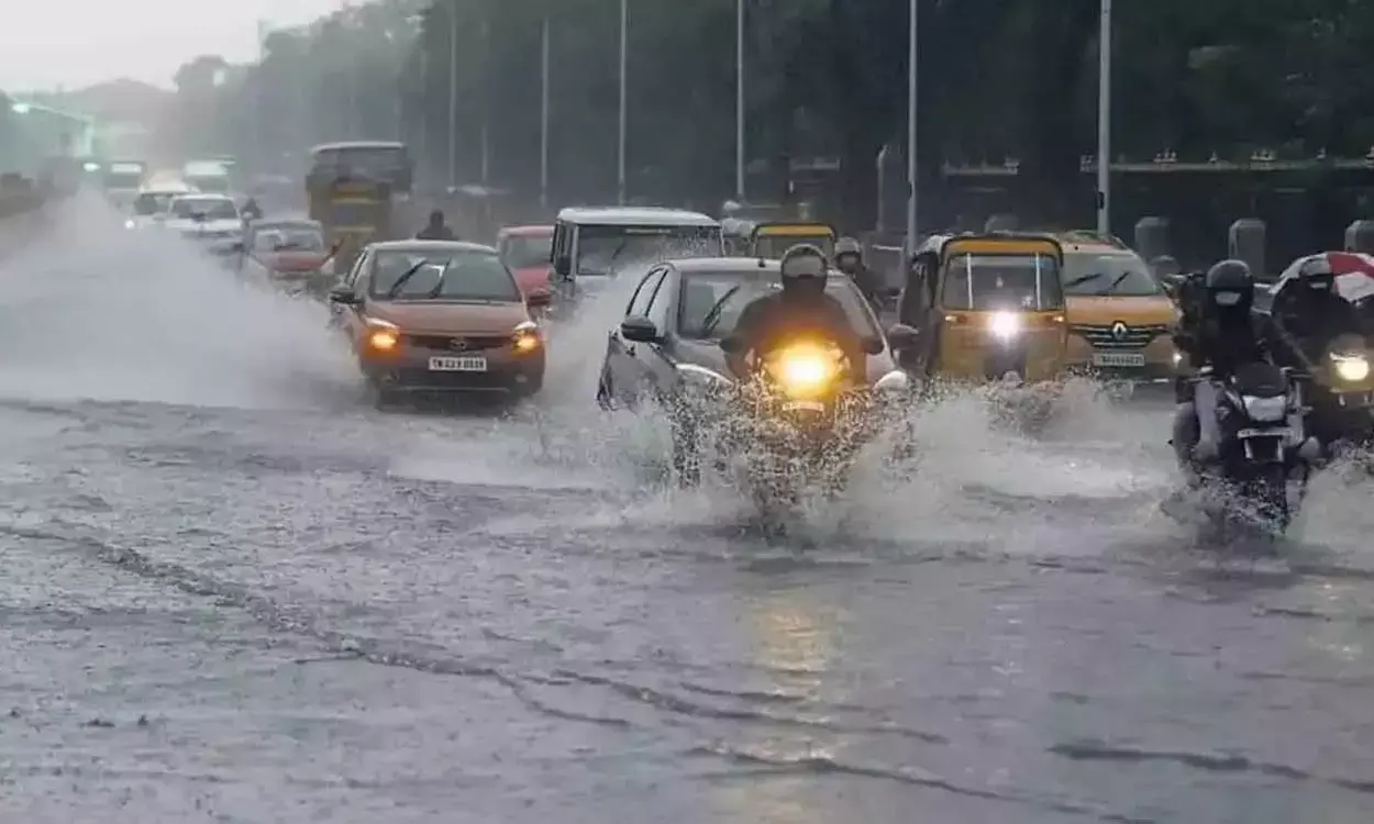 Weather Update: Heavy Rain and Thunderstorms to Lash Hyderabad by Afternoon, IMD Issues Alert