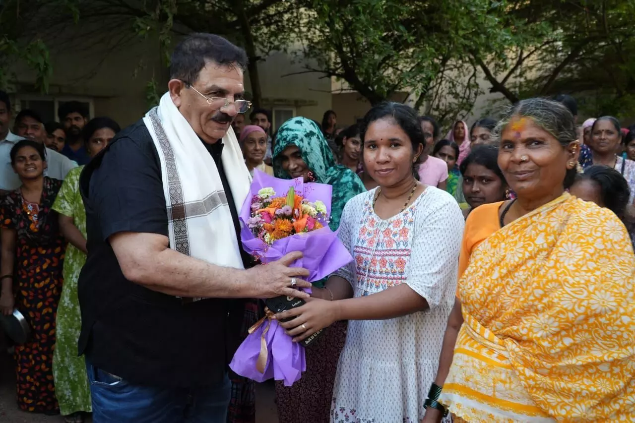 Zacharia Jokatte Donates State Award Prize Money to Five Humanitarian Institutions