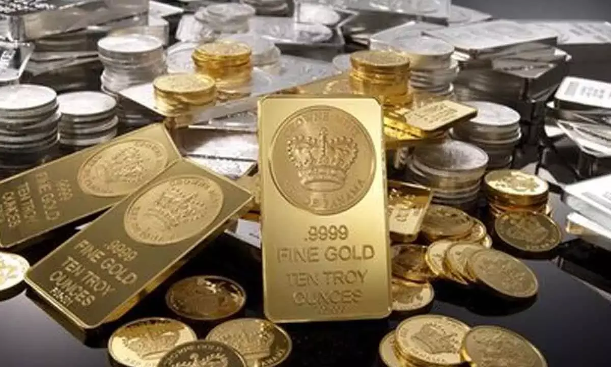 Bullion trading lower in Intl markets