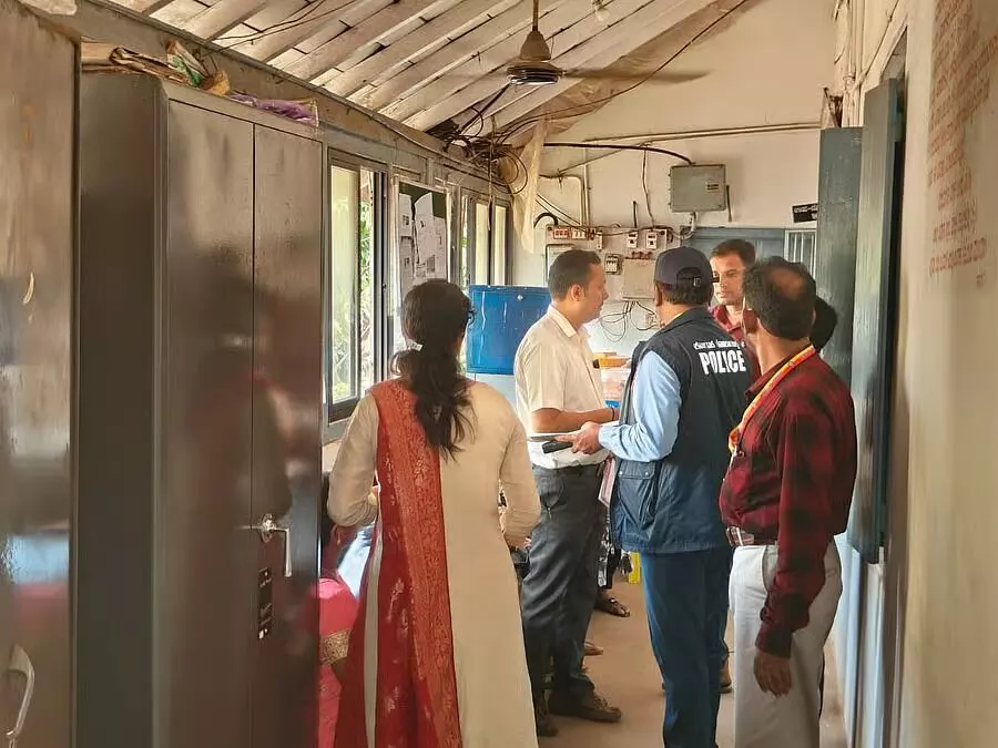 Lokayukta raids 10 sub-registrar offices in Uttara Kannada district over bribery complaints Lokayukta raids 10 sub-registrar offices in Uttara Kannada district over bribery complaints