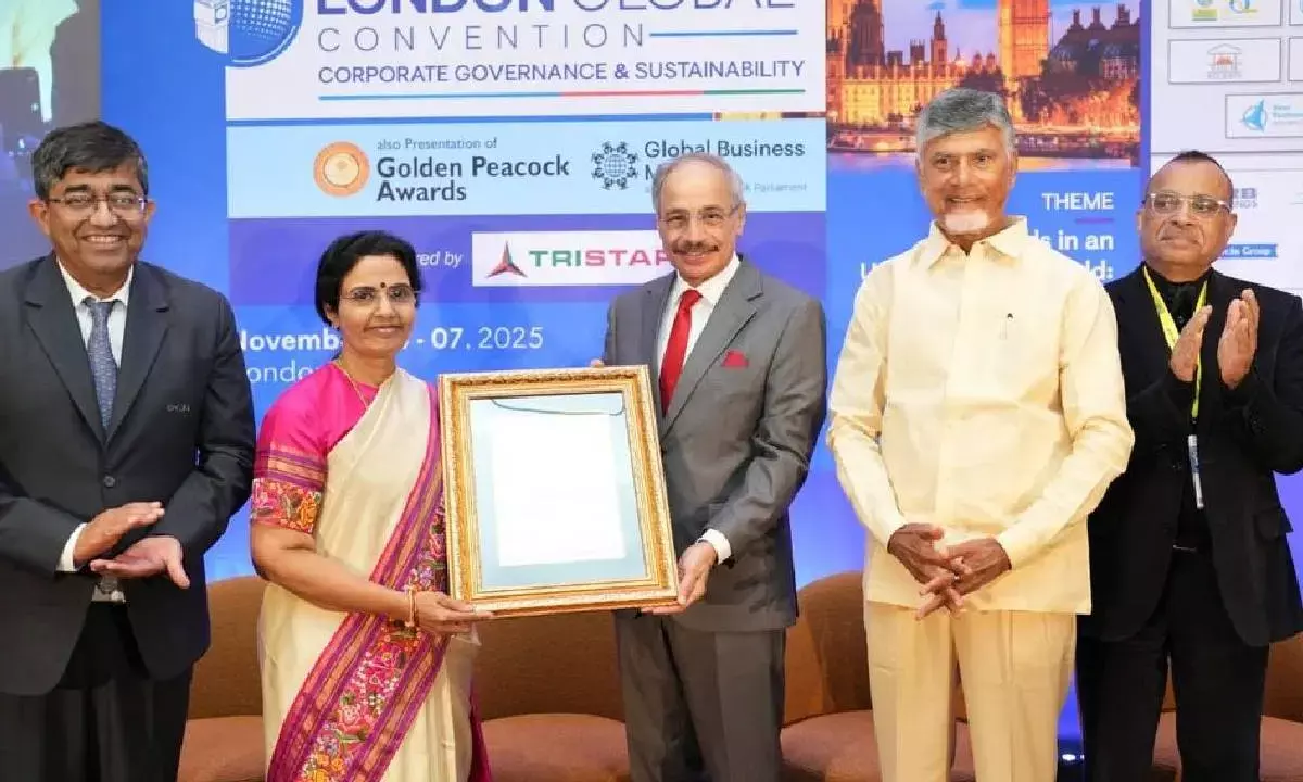 Govt, ind should build right platform: CM Naidu