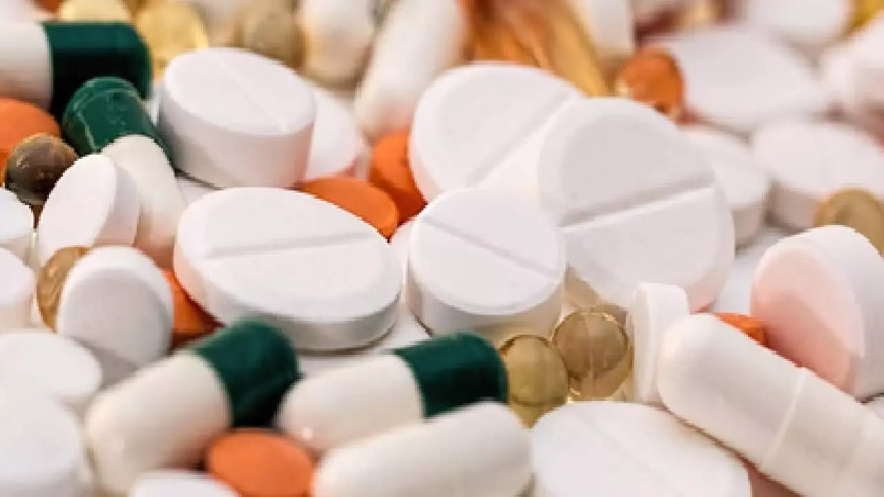 centre sets deadline for pharma firms to meet global norms
