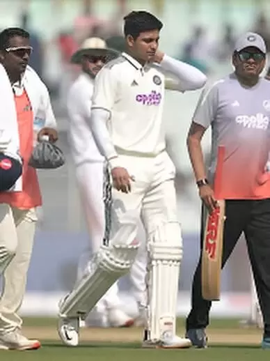 IND vs SA, Kolkata Test: Shubman Gill Retires Hurt After Neck Strain, India Face Early Setback IND vs SA, Kolkata Test: Shubman Gill Retires Hurt After Neck Strain, India Face Early Setback