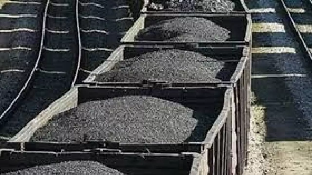 Indias coal imports up 14% in Sept due to rise in dry fuel demand Indias coal imports up 14% in Sept due to rise in dry fuel demand