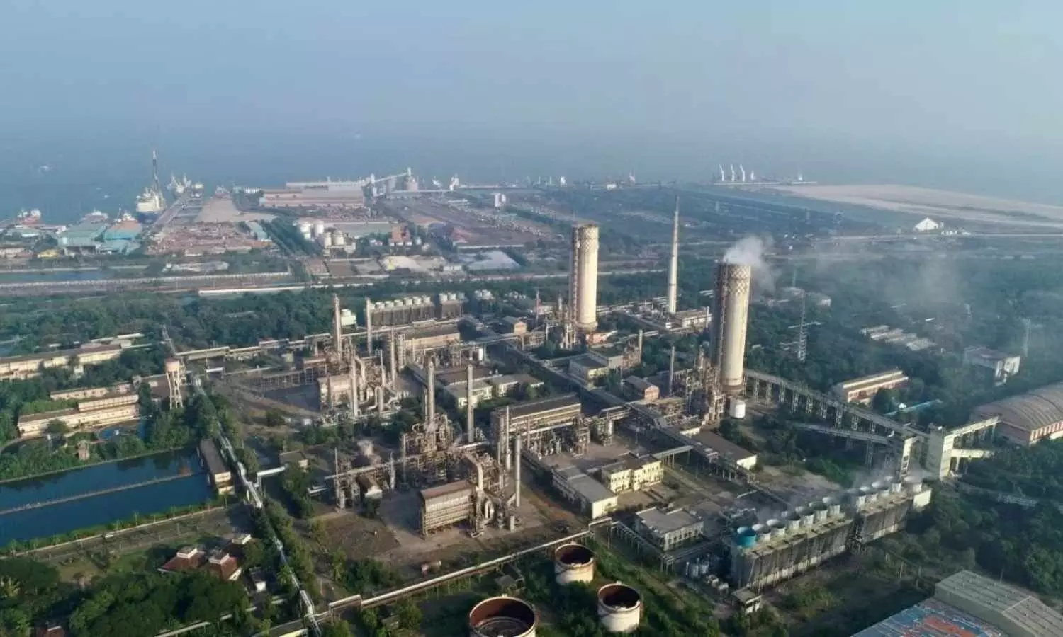 AM Green Group to make investment of Rs.54,000 crore in a green aluminium complex and bio-refineries projects in Kakinada, parts of North Andhra AM Green Group to make investment of Rs.54,000 crore in a green aluminium complex and bio-refineries projects in Kakinada, parts of North Andhra