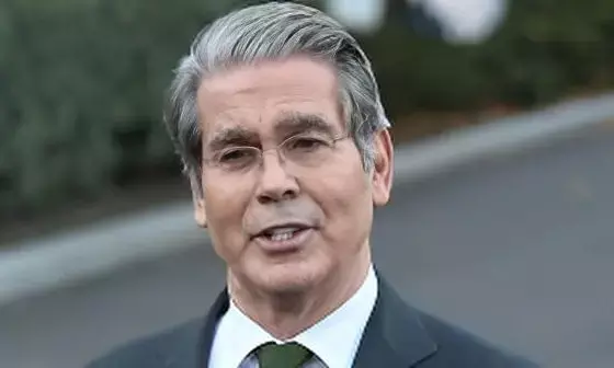 Bessent Advises Americans to Save $2,000 Tariff Checks Amid Inflation Concerns