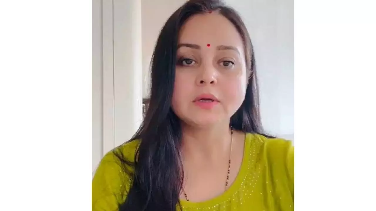 Rohini Acharya slams Tejashwis aide Sanjay Yadav, challenges him to donate his kidney