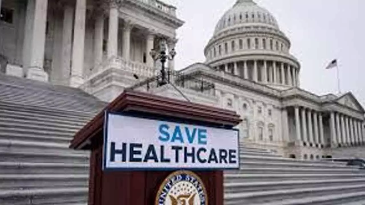 Health care compromise appears far off as US govt shutdown impact persists
