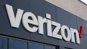 Verizon Begins Layoffs of Over 13,000 Employees as New CEO Launches Major Cost-Cutting Drive