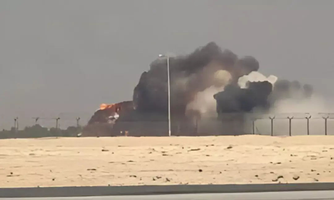 Tejas Fighter Jet Crashes During Dubai Airshow; Pilot Killed as IAF Orders Inquiry