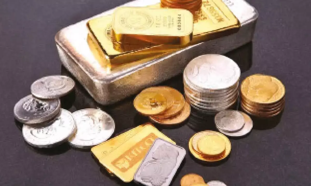 Gold Prices May Drop Sharply in 2026: Experts Predict Big Correction After Record Highs