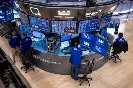 Stock Market Today: Dow, S&P 500, Nasdaq Futures Rise as Bitcoin Dips Amid Volatile Week