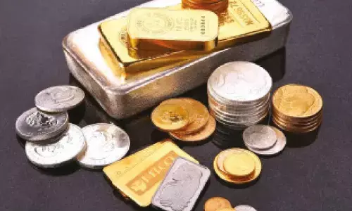 Gold Prices May Drop Sharply in 2026: Experts Predict Big Correction After Record Highs Gold Prices May Drop Sharply in 2026: Experts Predict Big Correction After Record Highs